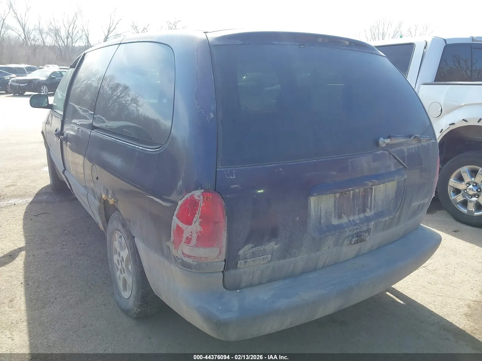 1998 Plymouth Voyager SE
