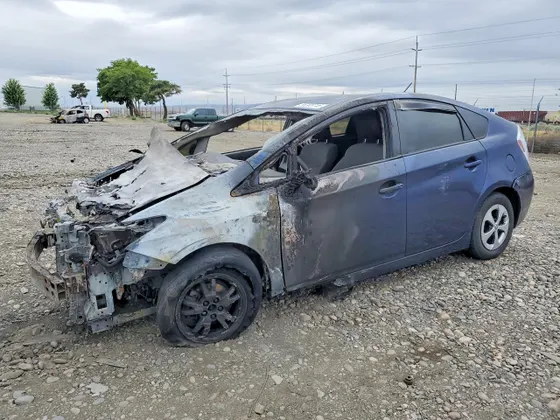 2013 Toyota Prius Four