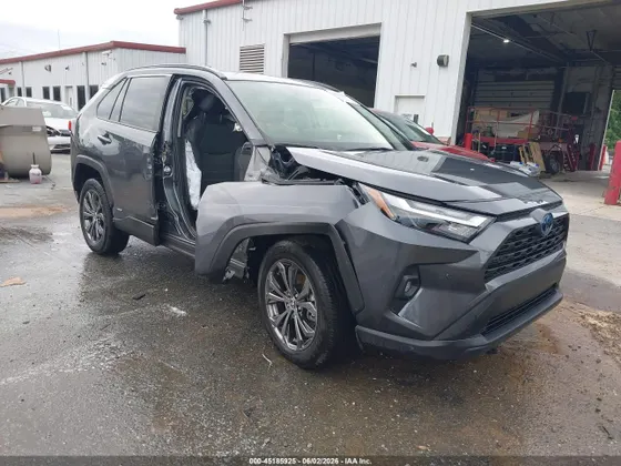 2024 Toyota RAV4 Hybrid XLE Premium