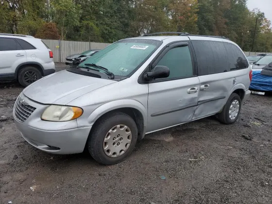 2002 Chrysler Voyager LX