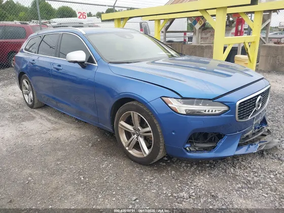 2019 Volvo V90 T6 R-DESIGN