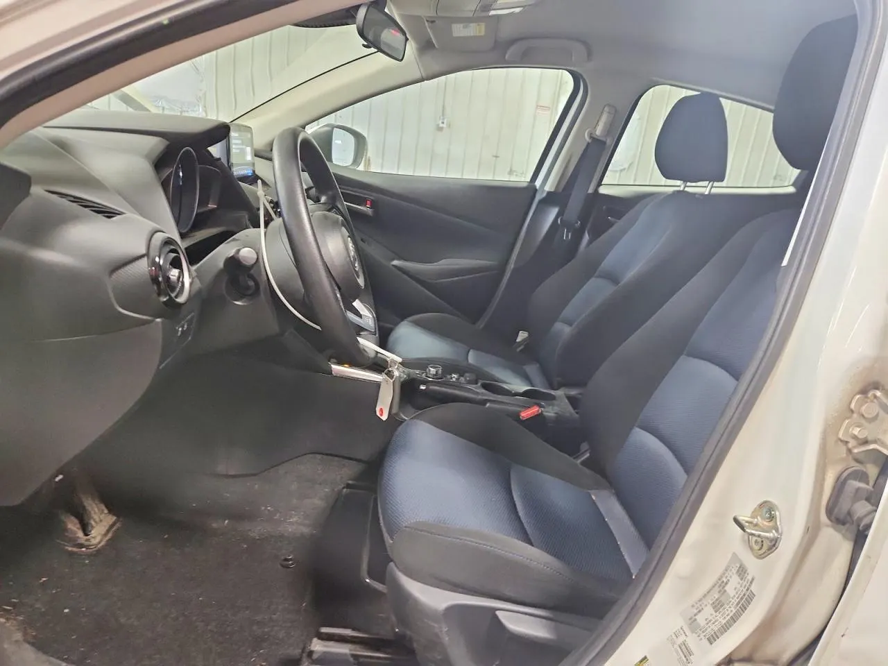 2020 Toyota Yaris Hatchback XLE