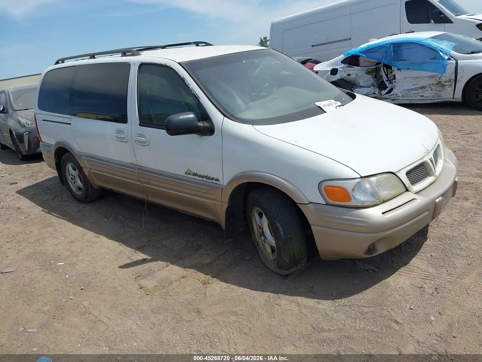 2000 Pontiac Montana M16