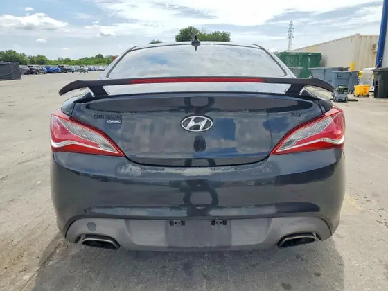 2013 Hyundai Genesis Coupe 3.8 Grand Touring
