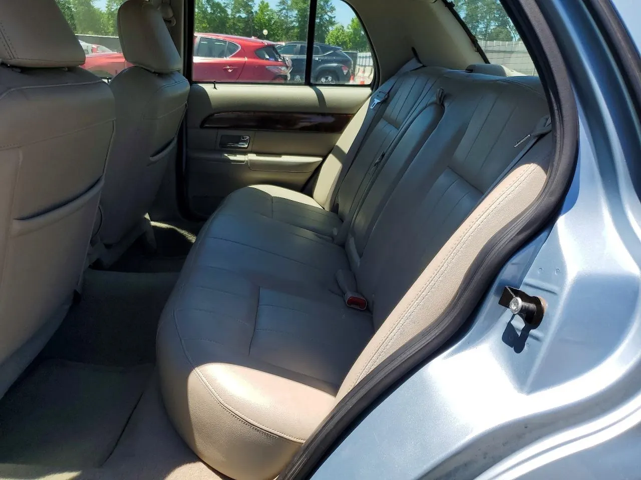 2009 Mercury Grand Marquis LS