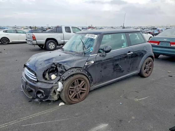 2012 MINI Cooper Hardtop COOPER