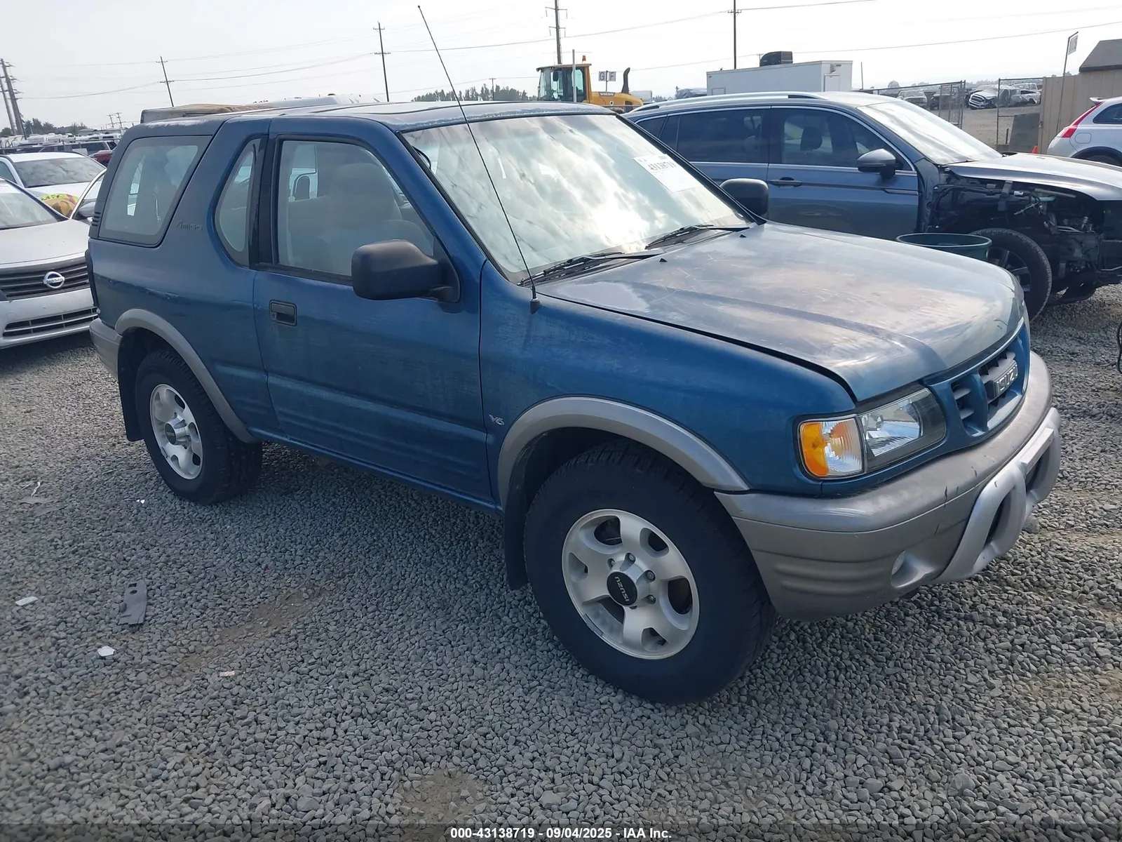 2000 Isuzu Rodeo Sport S 3.2L V6 HARD TOP/S 3.2L V6 SOFT TOP