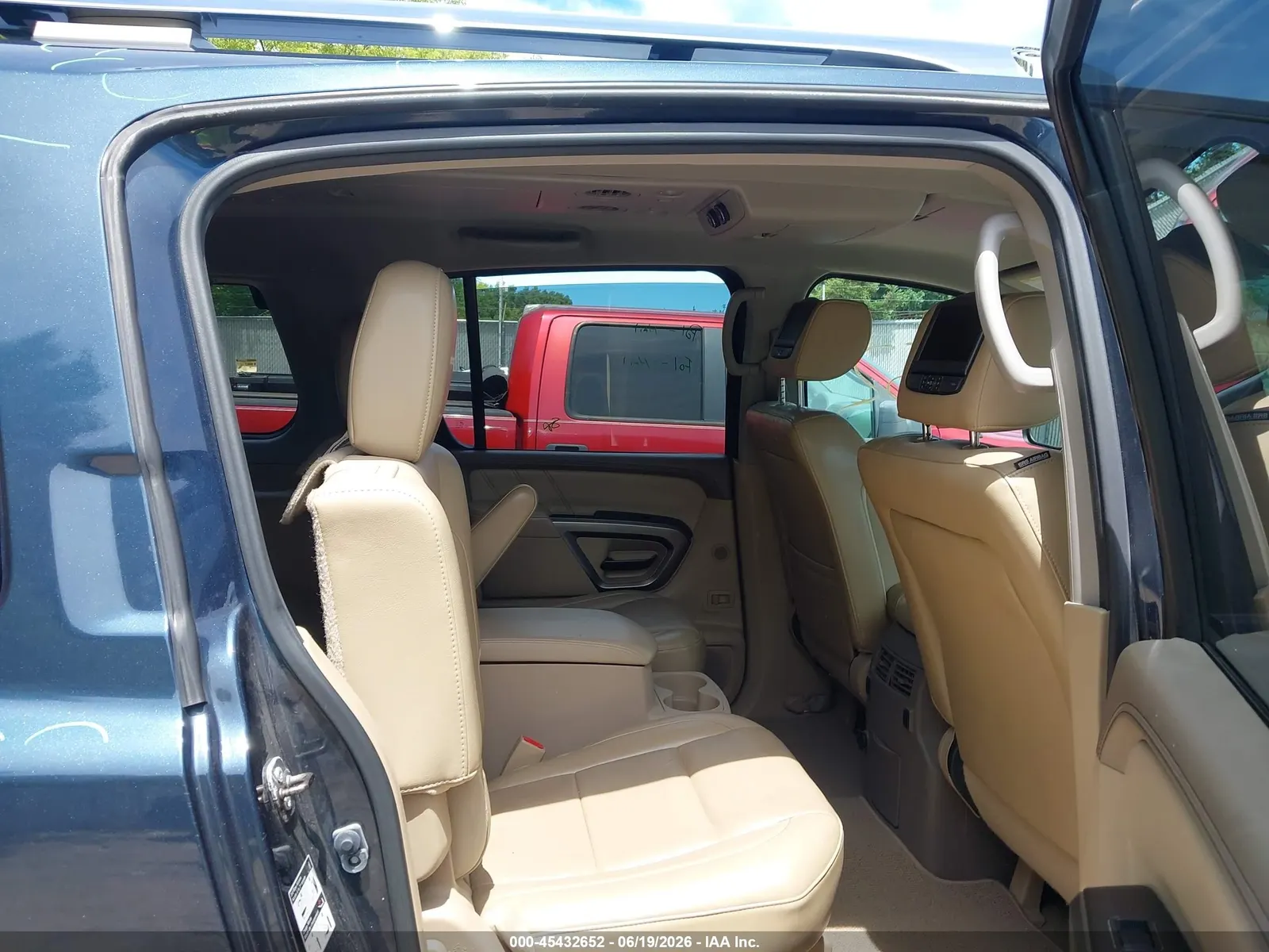 2015 Nissan Armada Platinum