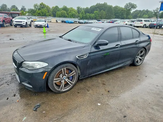 2013 BMW M5