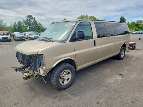 2010 Chevrolet Express Passenger LS