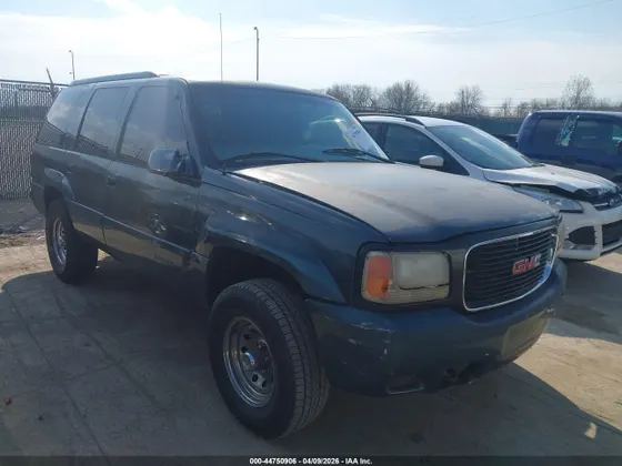 1999 GMC Denali