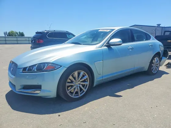 2013 Jaguar XF I4 RWD
