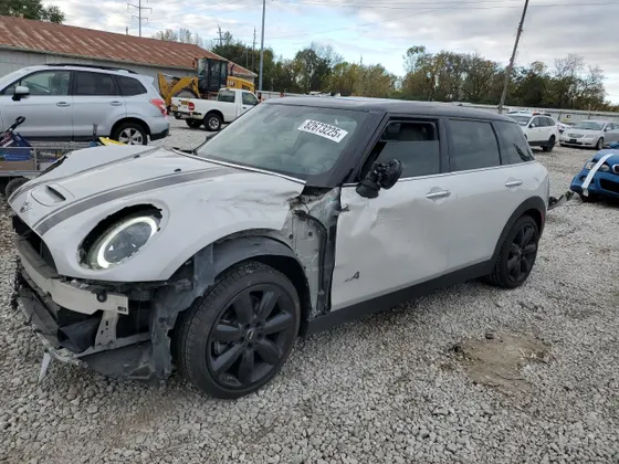 2022 MINI Clubman Cooper S