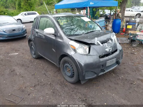 2015 Scion iQ