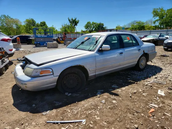 2001 Ford Crown Victoria Police Pkg Police Interceptor