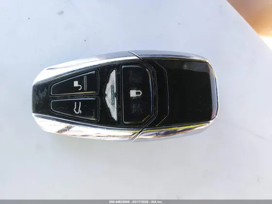 2019 Aston Martin DBS Superleggera
