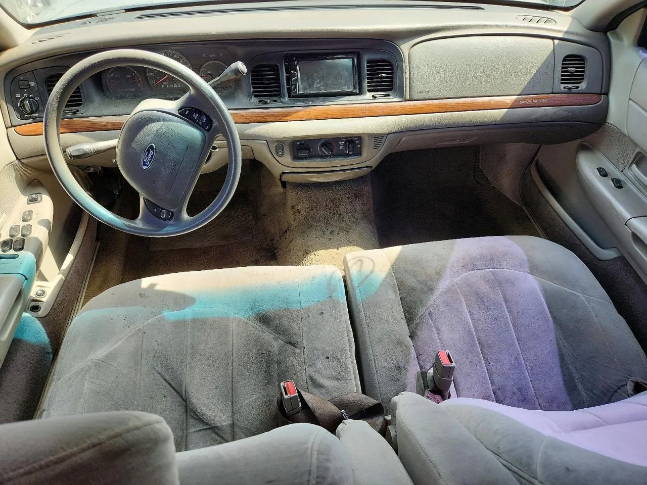 2001 Ford Crown Victoria
