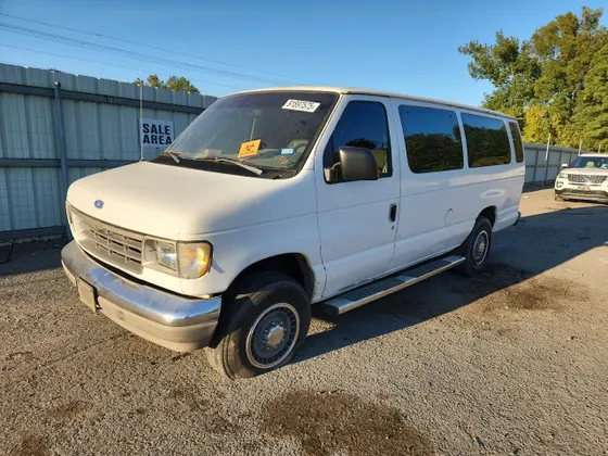 1992 Ford Club Wagon XL