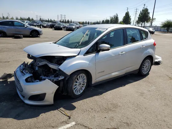 2016 Ford C-Max Hybrid SE