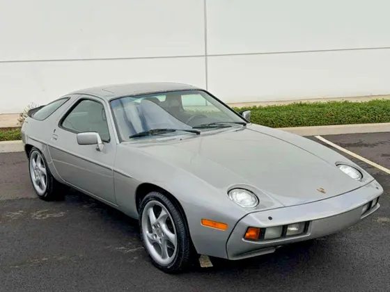 1982 Porsche 928