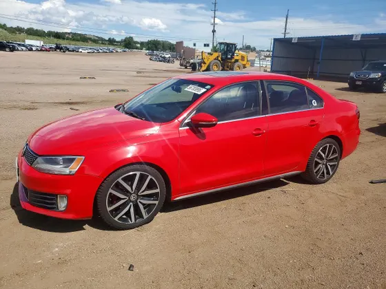 2013 Volkswagen GLI JETTA