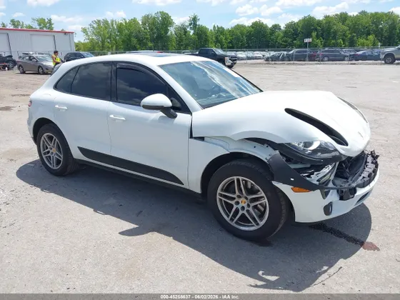 2017 Porsche Macan