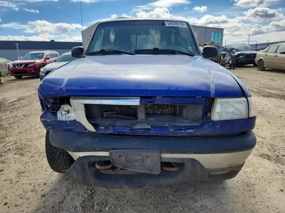2004 Mazda B-Series 4WD Truck SE