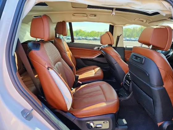 2019 BMW X7 xDrive40i