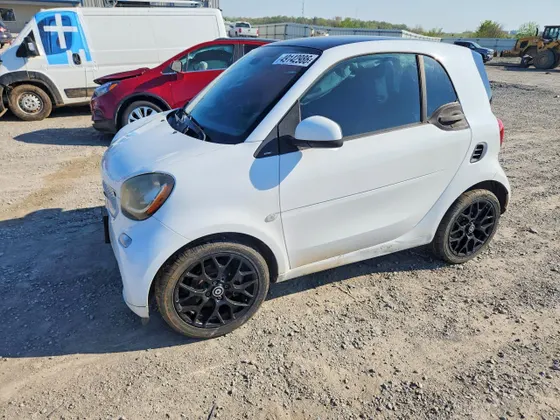 2016 smart fortwo Prime