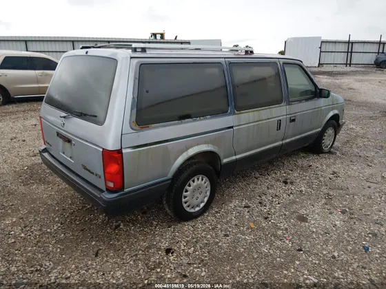 1990 Plymouth GRAND VOYAGER LE