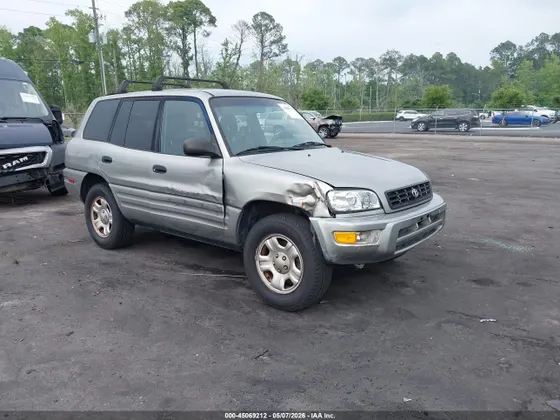 2000 Toyota RAV4