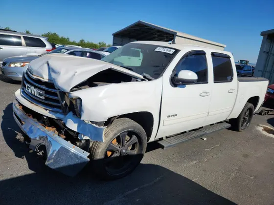 2013 GMC Sierra 1500 SLT