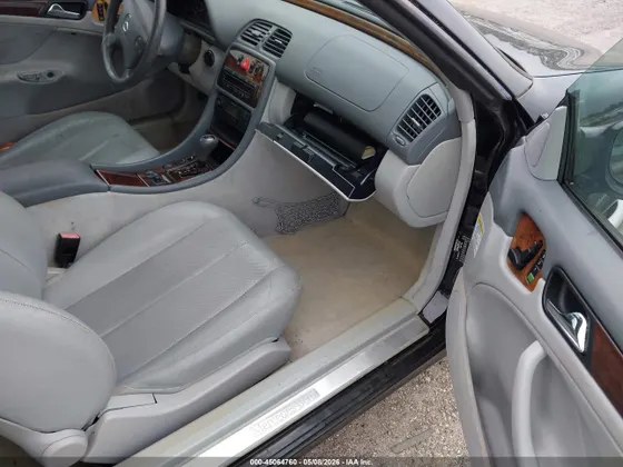 2000 Mercedes-Benz CLK-Class