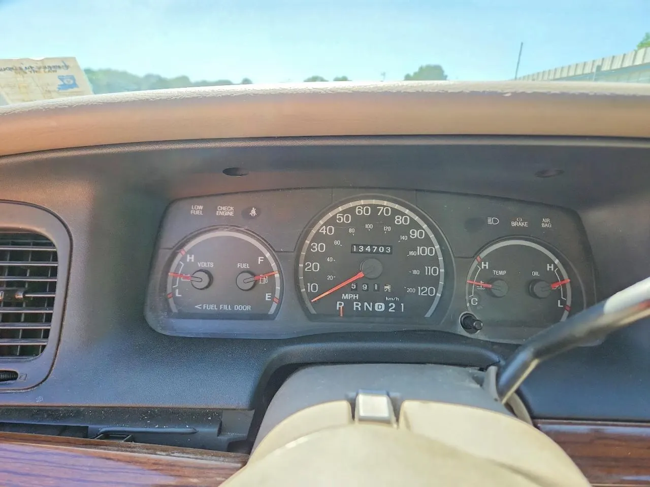 2003 Ford Crown Victoria Standard