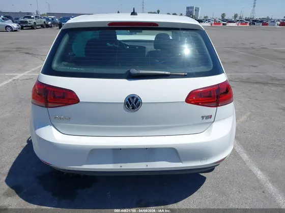 2016 Volkswagen Golf TSI S