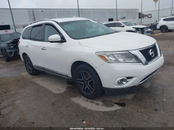 2013 Nissan Pathfinder SV