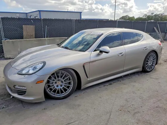 2012 Porsche Panamera S Hybrid