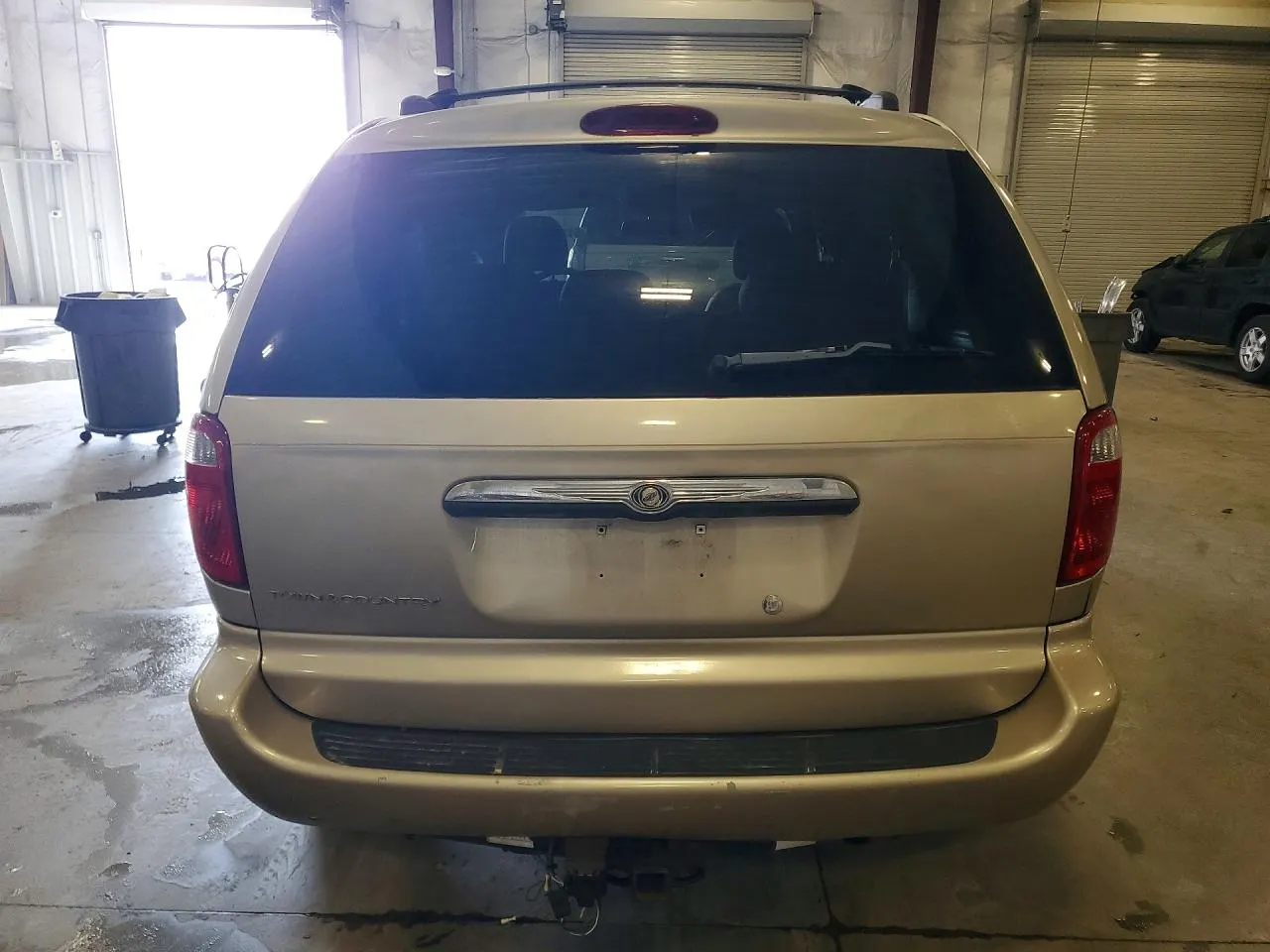 2006 Chrysler Town & Country SWB TOWN & COUNTRY