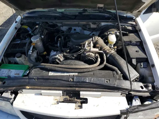 1999 GMC Sonoma SLS