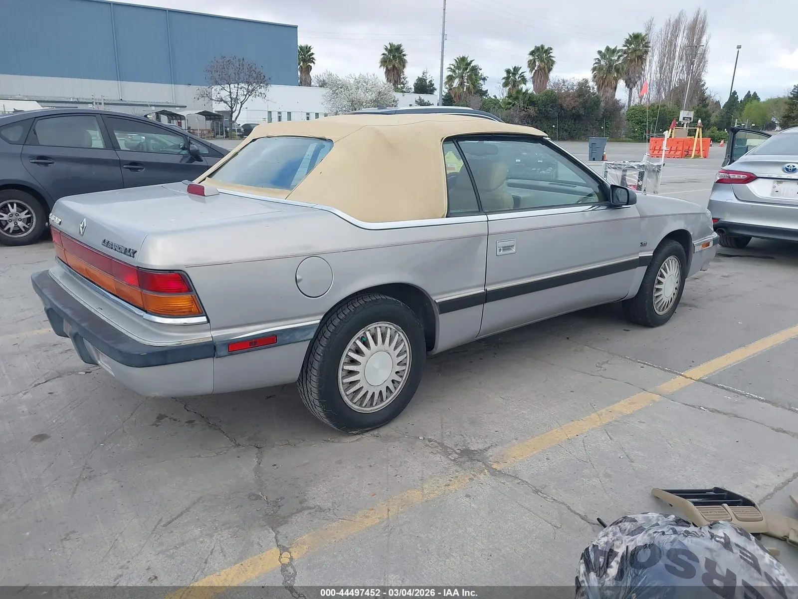 1993 Chrysler LeBaron LX