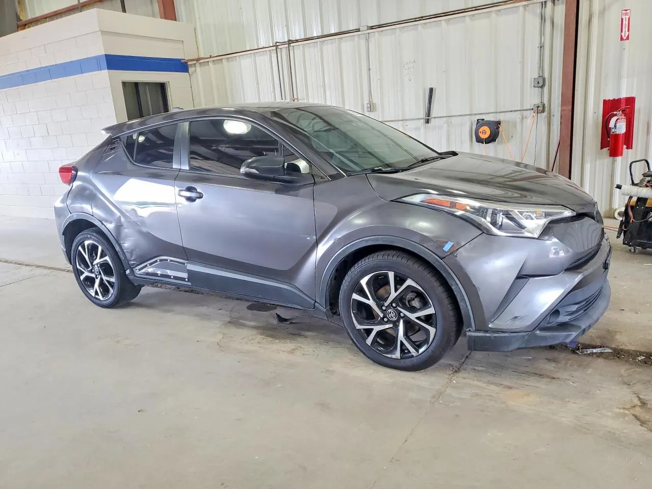 2019 Toyota C-HR XLE