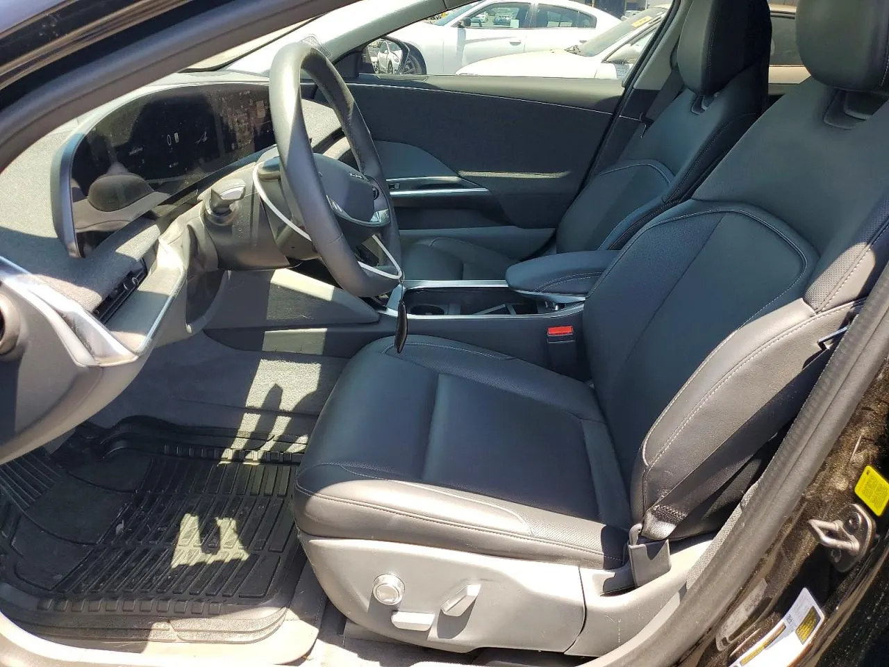 2025 Lucid Air Pure
