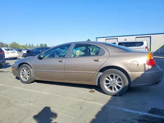 2000 Chrysler 300M
