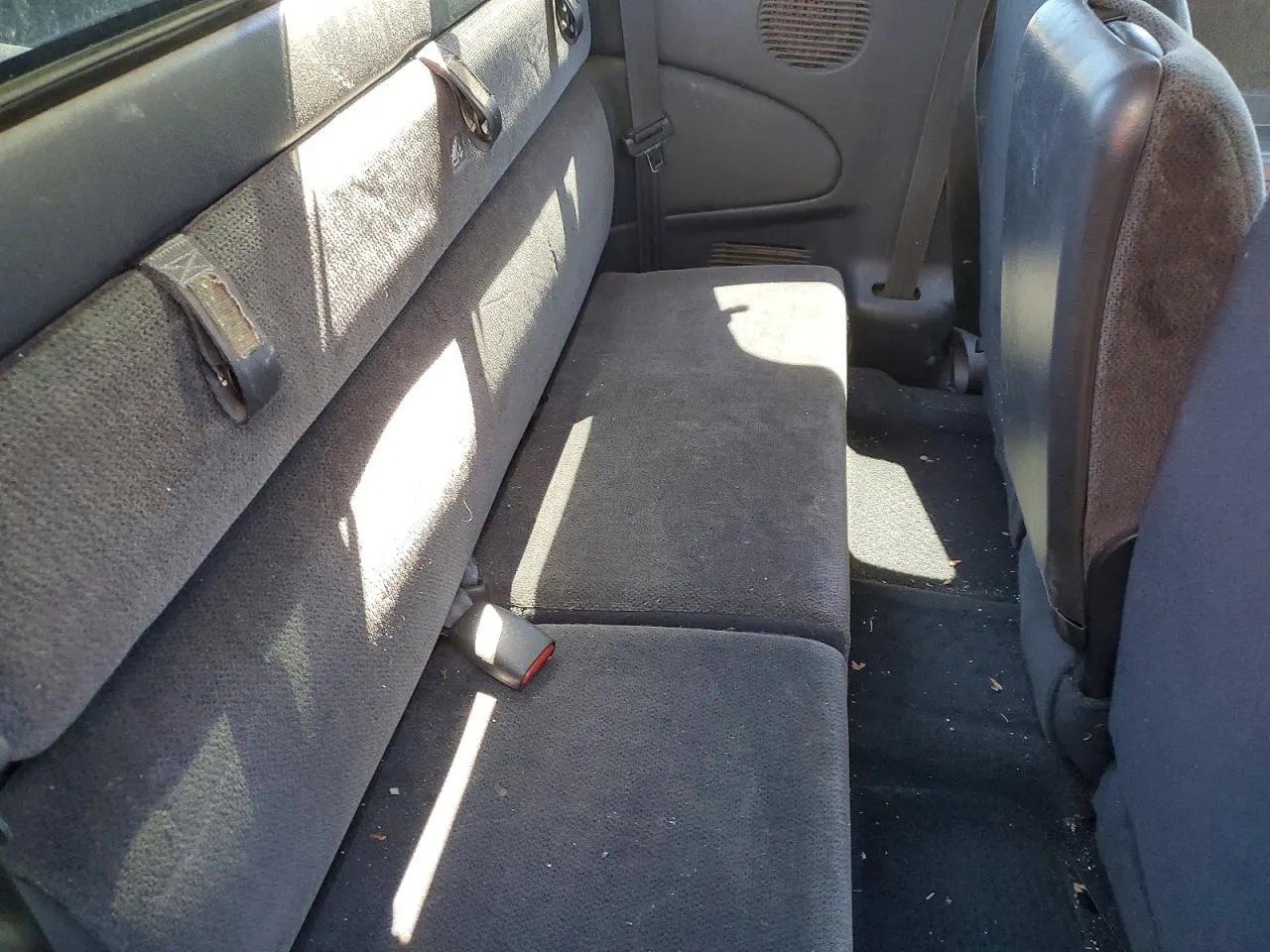2003 Dodge Dakota Sport