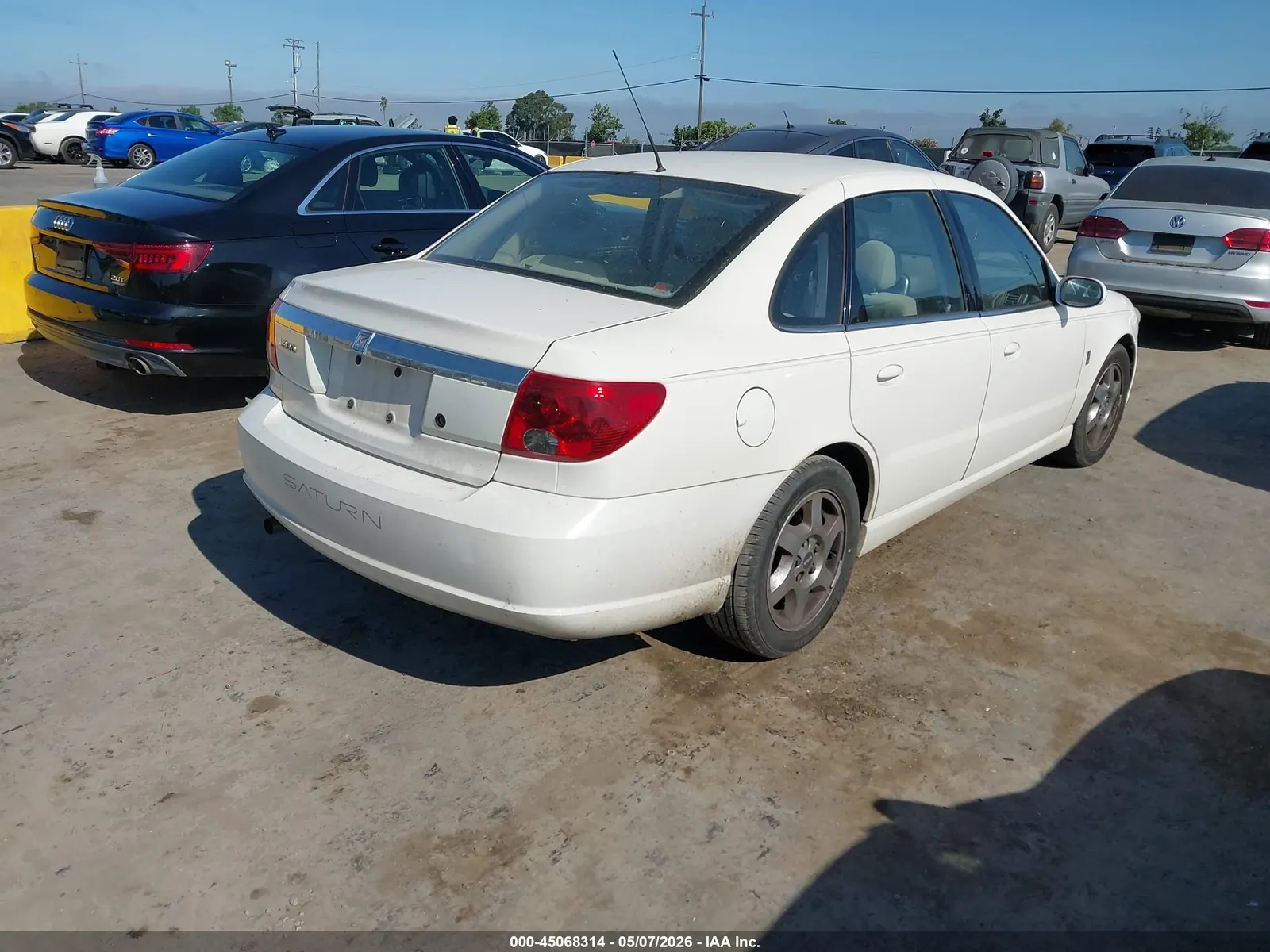 2004 Saturn L-Series L300 1
