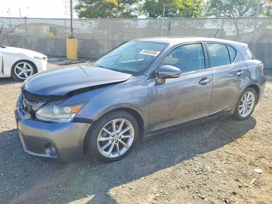 2013 Lexus CT 200h Hybrid