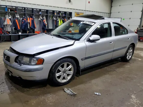 2002 Volvo S60