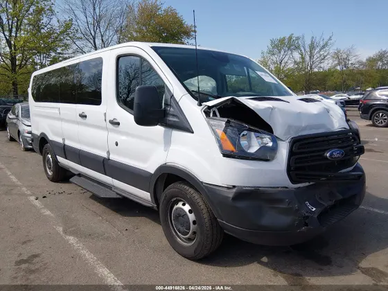 2019 Ford Transit Passenger Wagon XLT