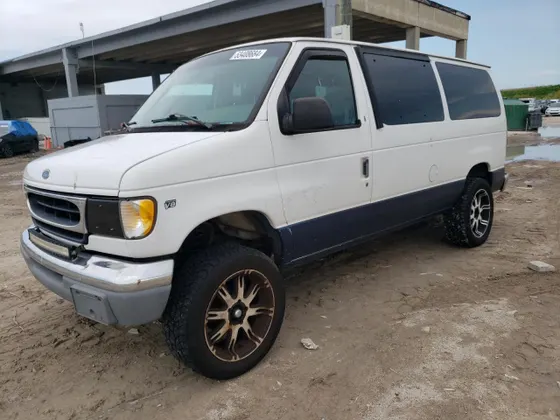 1998 Ford Econoline Wagon XL
