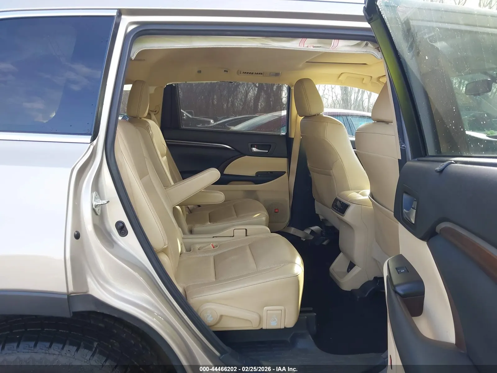 2015 Toyota Highlander Limited Platinum